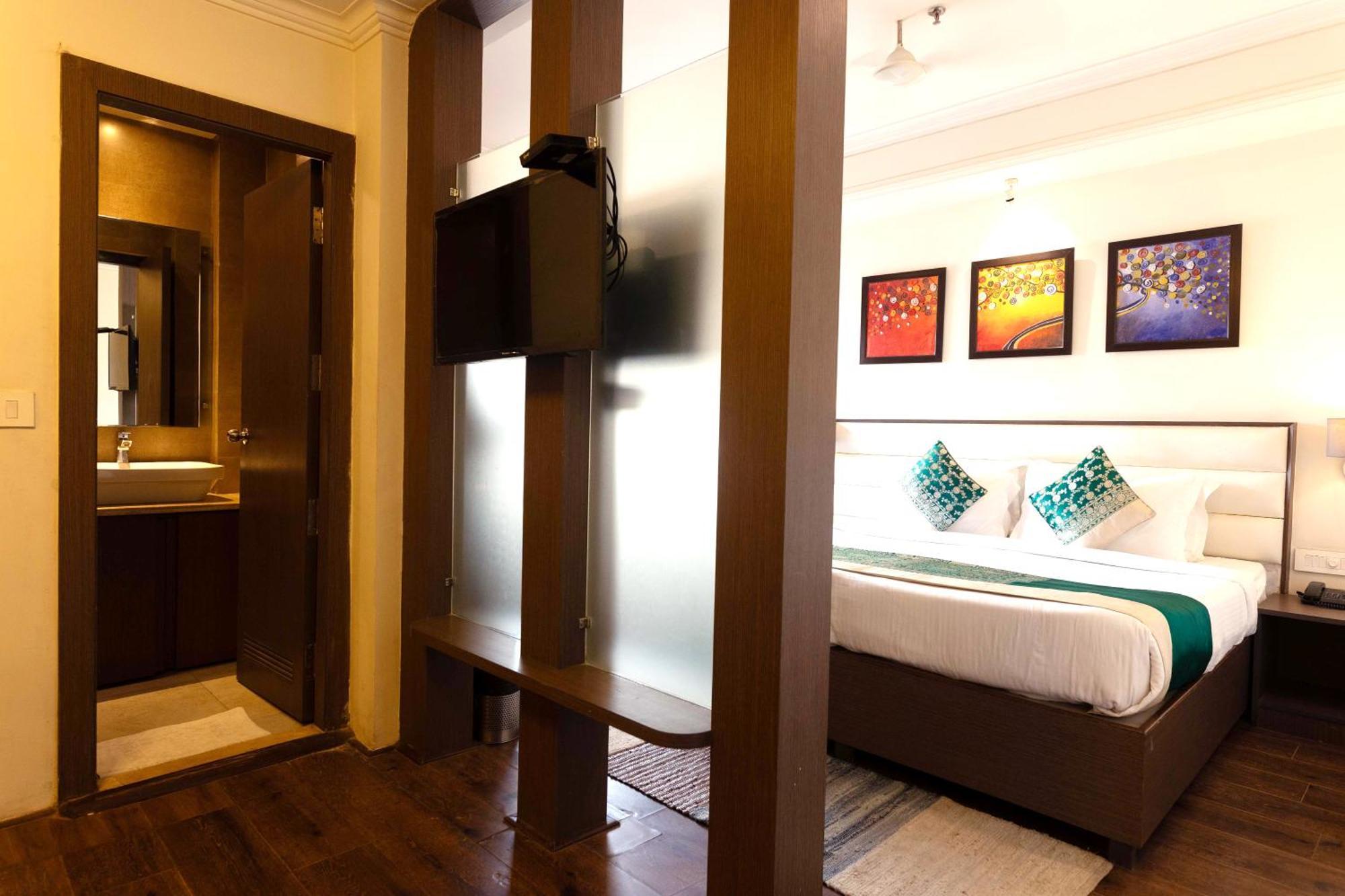 New Hotel Broadway Varanasi Exteriör bild
