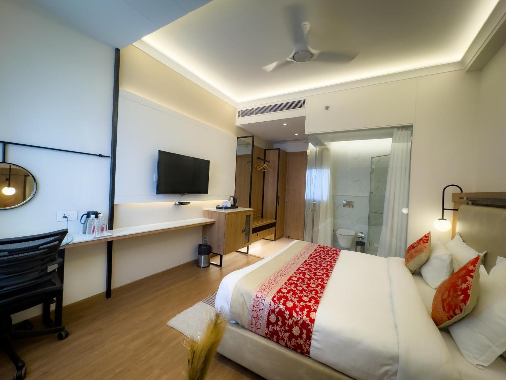 New Hotel Broadway Varanasi Exteriör bild