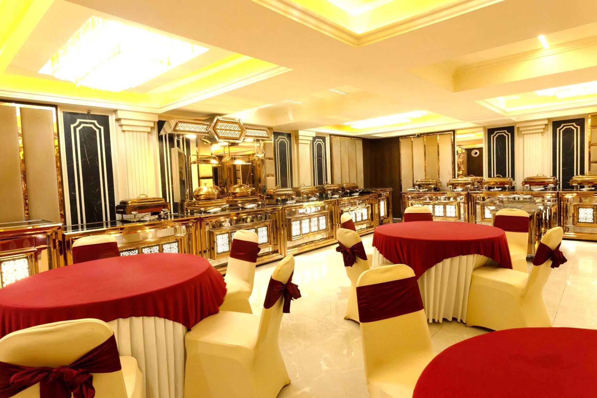 New Hotel Broadway Varanasi Exteriör bild